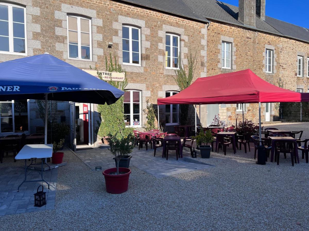 Au Pere Tranquille Hotel Tinchebray-Bocage Exterior foto